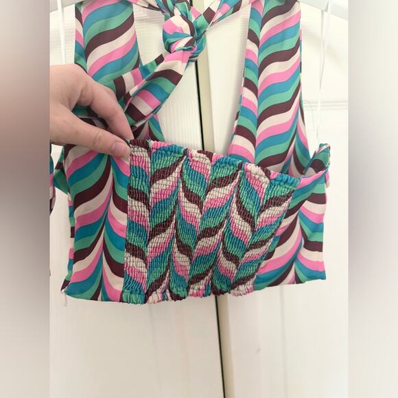 ZARA Satin Effect Crop Top Halter Top with Bold Unique Retro 70's 60's Print M - Picture 5 of 7